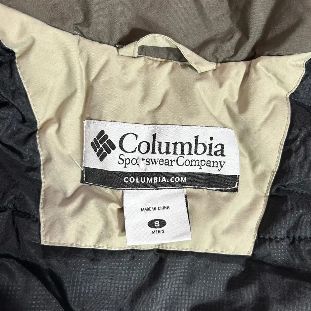 Columbia Men's Charcoal and Cream Performance Jacket